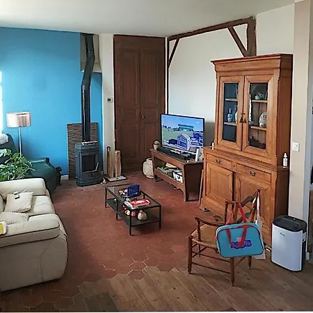 Calme Et Accueillante 13 Kmtrs Aeroport, Parking Gratuit, Navette Gare Ou Aeroport Holiday home