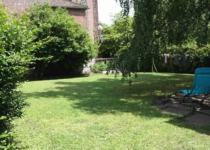 Calme Et Accueillante 13 Kmtrs Aéroport, Parking Gratuit, Navette Gare Ou Aéroport Saint-Germain-la-Poterie