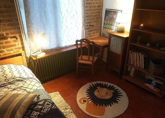 Calme Et Accueillante 13 Kmtrs Aéroport, Parking Gratuit, Navette Gare Ou Aéroport Saint-Germain-la-Poterie